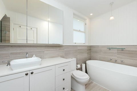 PANORAMIC HARBOUR VIEWS - Accommodation Perth 0