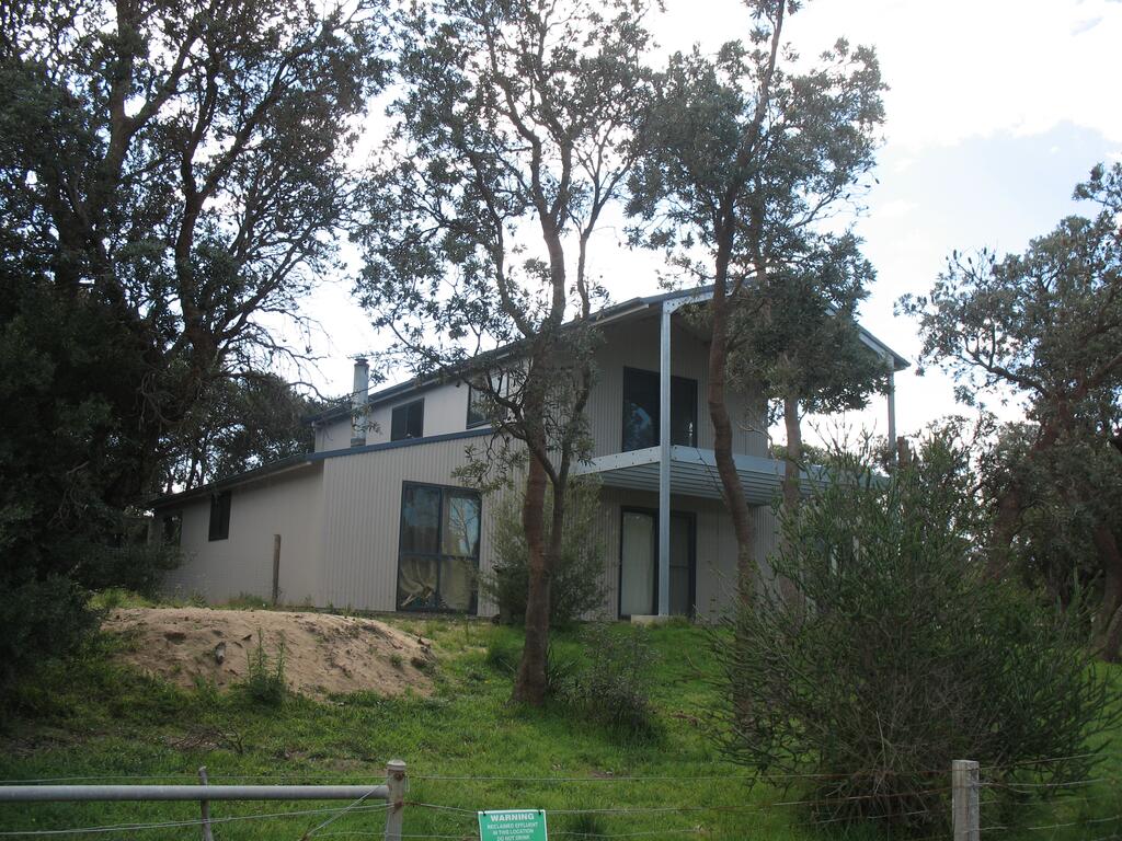 Paradise Beach VIC Accommodation Perth