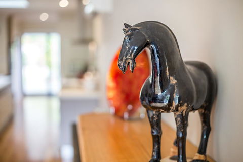 Paris On Maroondah - Accommodation Perth 0