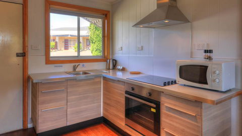 Parsons Bay Retreat - Perth Resorts 2