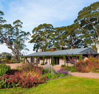 Paul Bangay The Farmhouse - Perth Resorts