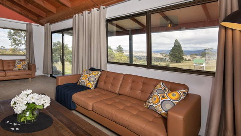 Peak View House - Accommodation Perth 1