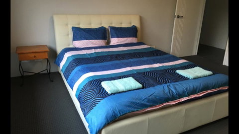 Perth Urban Vacation Home - Close To City & Airport - Accommodation Perth 0