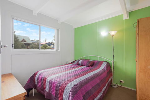 Pet-friendly Beach House @ Kianga - Accommodation Perth 1