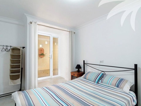 Picture Perfect Lizzie Palms 2 - Accommodation Perth 1