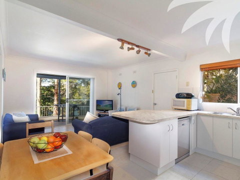 Picture Perfect Lizzie Palms 2 - Accommodation Perth 2