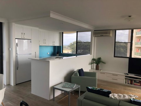 Pinnacle, Unit 701, 45-49 Head Street - Accommodation Perth 2