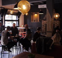 Pint On Punt Backpackers - Accommodation Perth