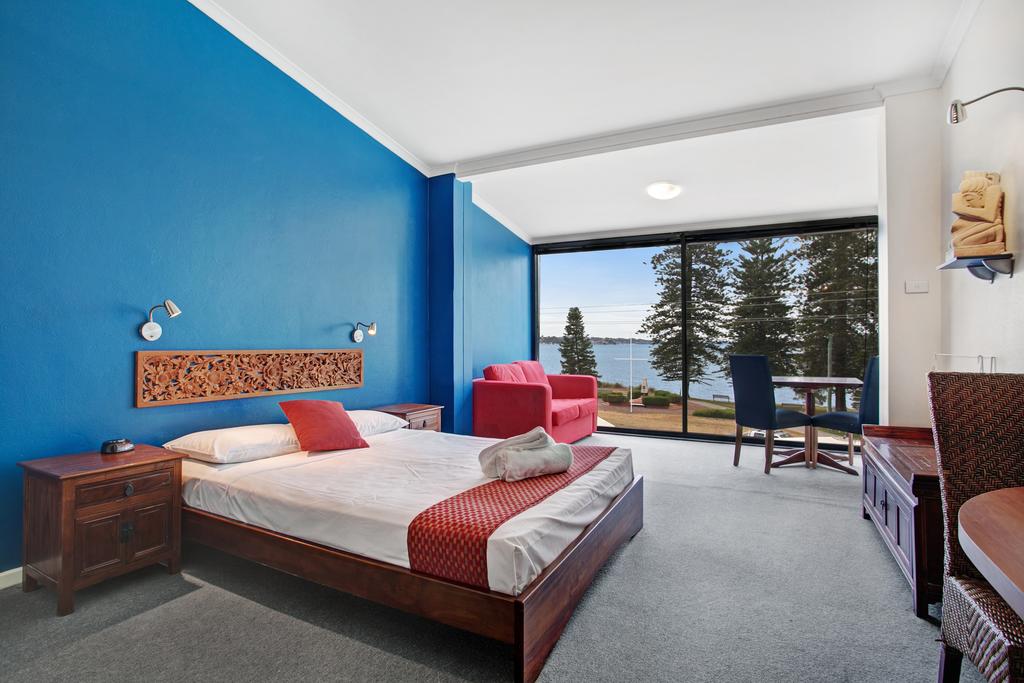 Speers Point NSW Accommodation Perth