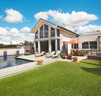 Play A Round - Accommodation Perth