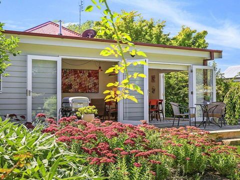 Poppy Cottage-delightful Pet Friendly Weatherboard - Perth Resorts 0