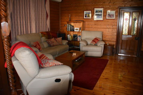 Portarlington Vicarage - Accommodation Perth 2