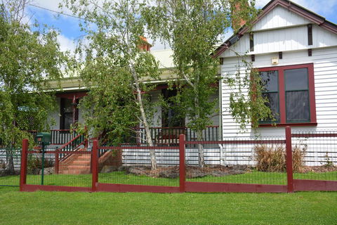 Portarlington Vicarage - Accommodation Perth 0