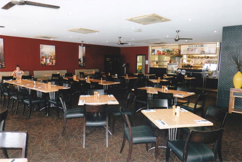 PRECINCT HOTEL GLADSTONE - Accommodation Perth 3
