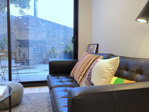 Pride Bentleigh Apartment With Private Garden - Perth Resorts 1