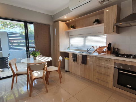 Prime Time Stays - Maylands Boutique Apartment - Accommodation Perth 2
