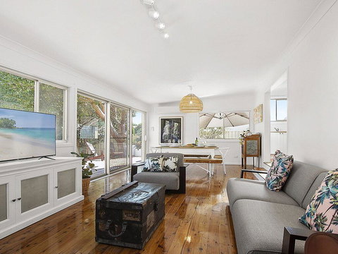 Prince Edward Escape - Pet Friendly - Accommodation Perth 0