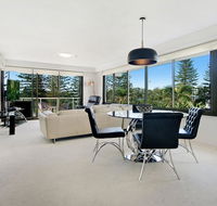 Private Apartment - Central Broadbeach - Accommodation Perth