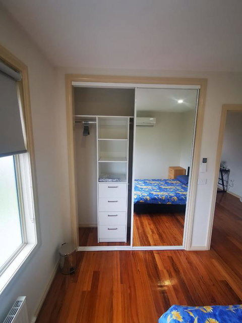 Private Luxury Bedroom - Accommodation Perth 3