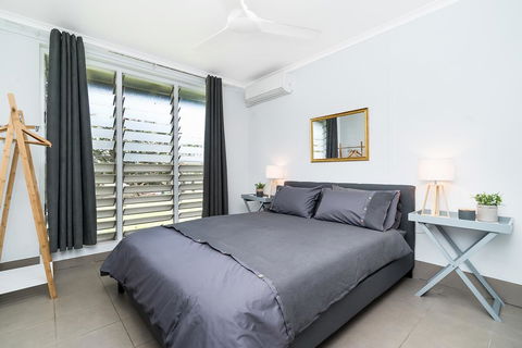 Private Pool, Big Backyard, Aircon - Paradise! - Perth Resorts 2