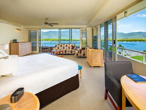 Pullman Reef Hotel Casino - Accommodation Perth 2
