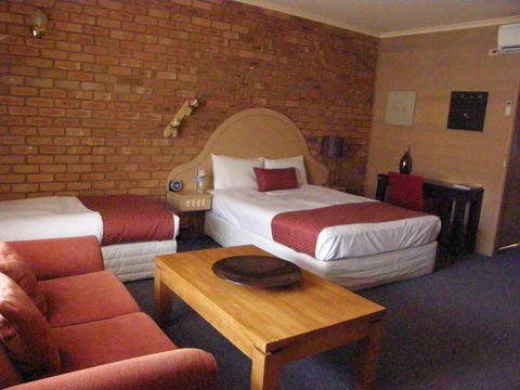 Quality Inn Colonial - Accommodation Perth 3