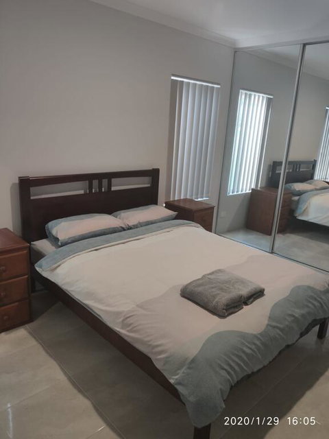 Queens Park Gem - Accommodation Perth 0