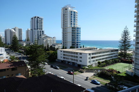Queensleigh - Perth Resorts 0