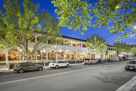 Quest Canberra - Perth Resorts 0