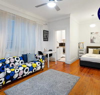 Quiet Art Deco - Cafe Central - Accommodation Perth