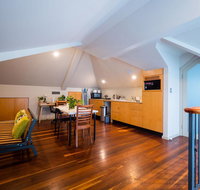 Quiet Private Studio In Strathfield with Kitchenette and Private Bathroom 3min to Station sleeps 6 - Perth Resorts