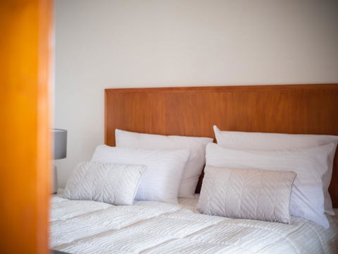Ramada Golden Beach Unit 506 - Accommodation Perth 2