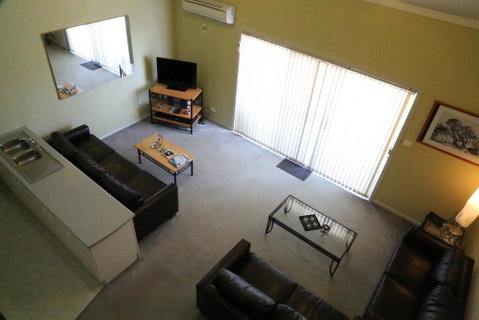 Razorback 8 - Accommodation Perth 2