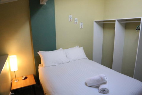 Razorback 8 - Accommodation Perth 1