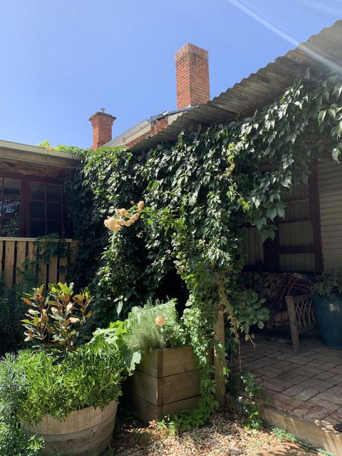 Red Hill Cottage - Accommodation Perth 2