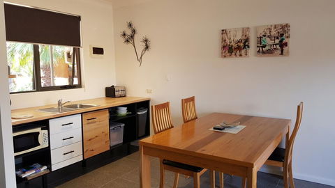 Red Ochre - Large 1BR With Private Courtyard - Perth Resorts 1