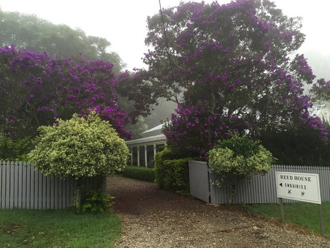 REED HOUSE At Maleny-The White Pavilion - Perth Resorts 0