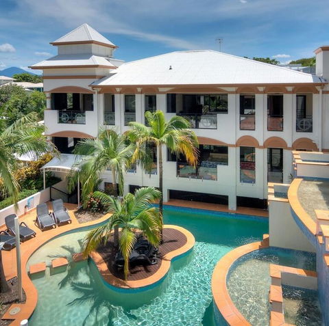 REGAL 32 APARTMENT - SPA BATH - Macrossan St - Perth Resorts 0