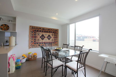 Rejuvenate San Remo - WiFi, Linen, Beach 200m, Family Friendly - Perth Resorts 2