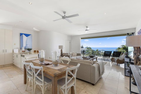 Relax In Stylish Comfort, Sunshine Beach - Accommodation Perth 1