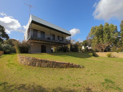 Relax Where The River Meets The Ocean - Accommodation Perth 0
