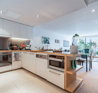 Relaxed Apartment In Camperdown - Perth Resorts