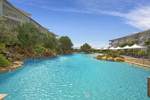 RESORT ON THE BEACH 4118/19 - Perth Resorts 0