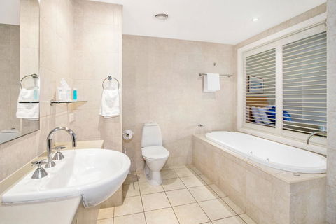 RESORT ON THE BEACH 4118/19 - Perth Resorts 2
