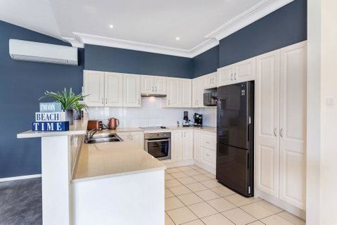 Resthaven - In The Heart Of Shoal Bay - Accommodation Perth 3