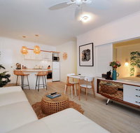 Retro Port Douglas Apartments - Accommodation Perth