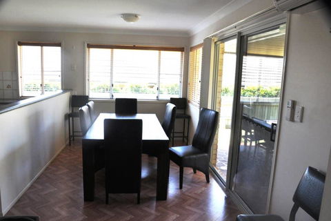 Ridgehouse - Accommodation Perth 3