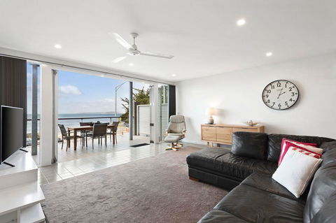 Rip N View - Accommodation Perth 0
