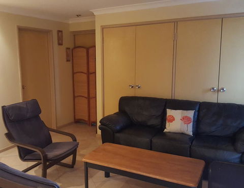 Rita's Family Friendly Studio - Accommodation Perth 1