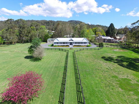Rivermist - Luxury 6 Bedrooms & 6 Bathrooms! - Perth Resorts 0
